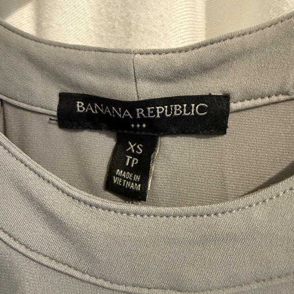 Banana Republic XS grey halter neck top - Picture 5 of 6
